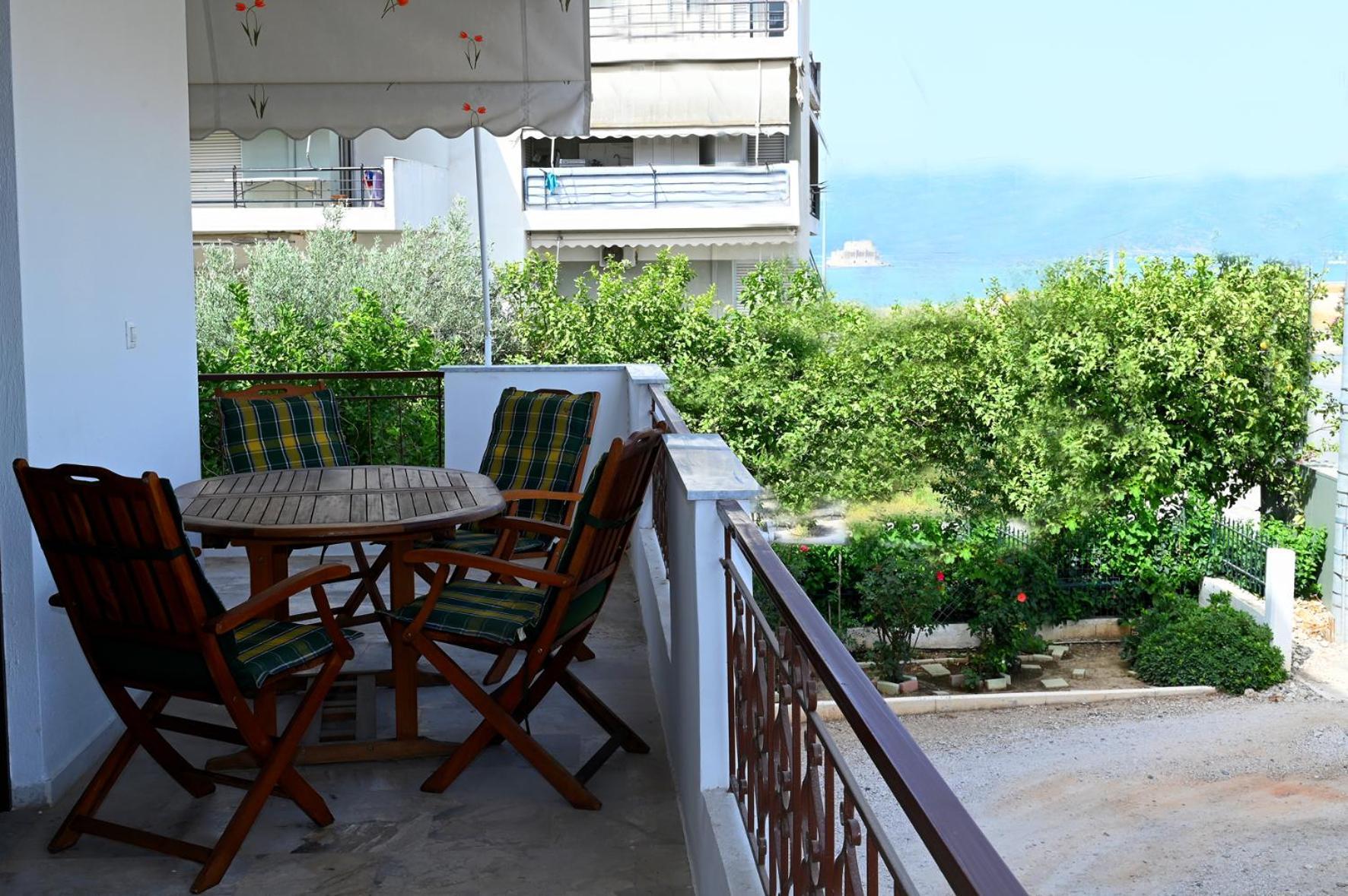 Twins Apartment نافبليو المظهر الخارجي الصورة