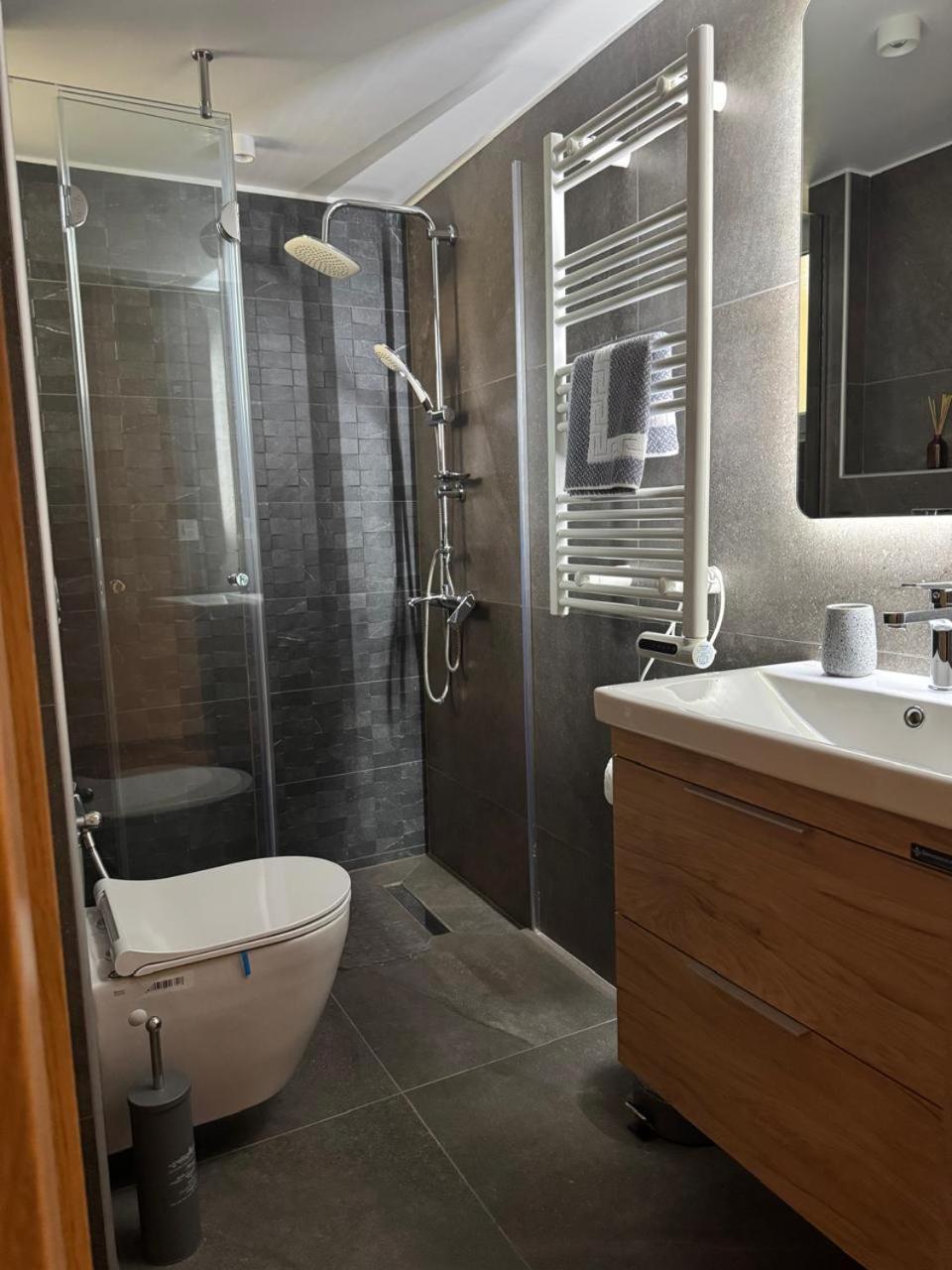 Twins Apartment نافبليو المظهر الخارجي الصورة